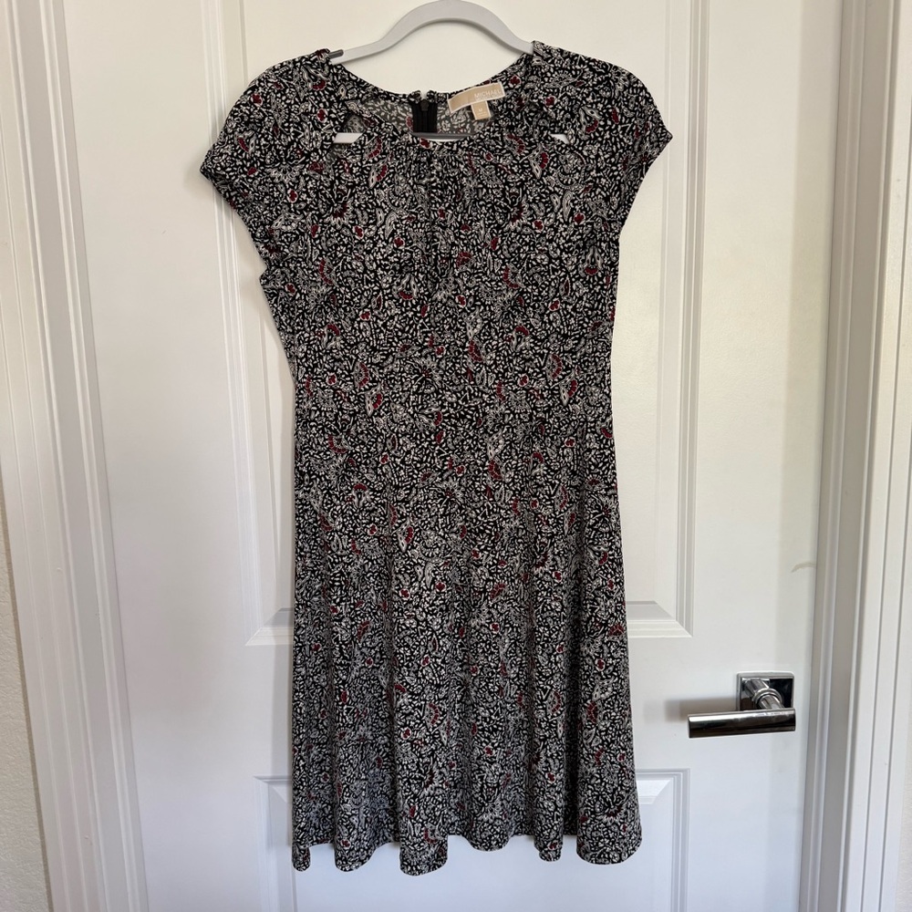 Michael Kors Floral Cap Sleeved Crew Neck Dress
